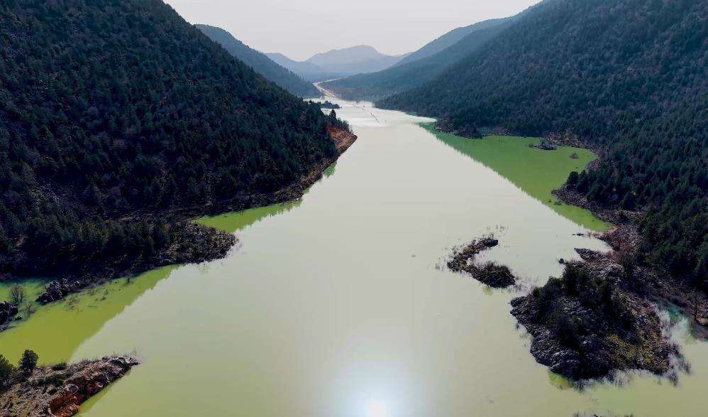 Konya – Antalya yolunda su seviyesi 3 metreye çıktı 3